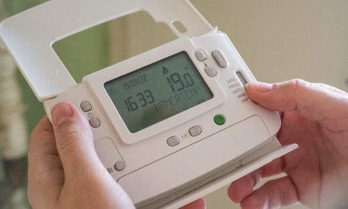 arthur-lambillotte-YG19gb9jW0I-unsplash Underfloor heating costs ramp-up time